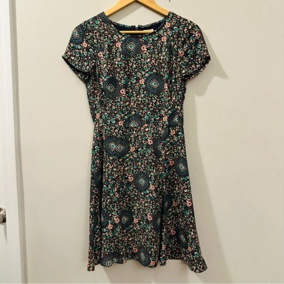 J.Crew Short-sleeve flutter Floral Patterned  Dress Navy Pink Begonia Size 00 - Picture 3 of 13